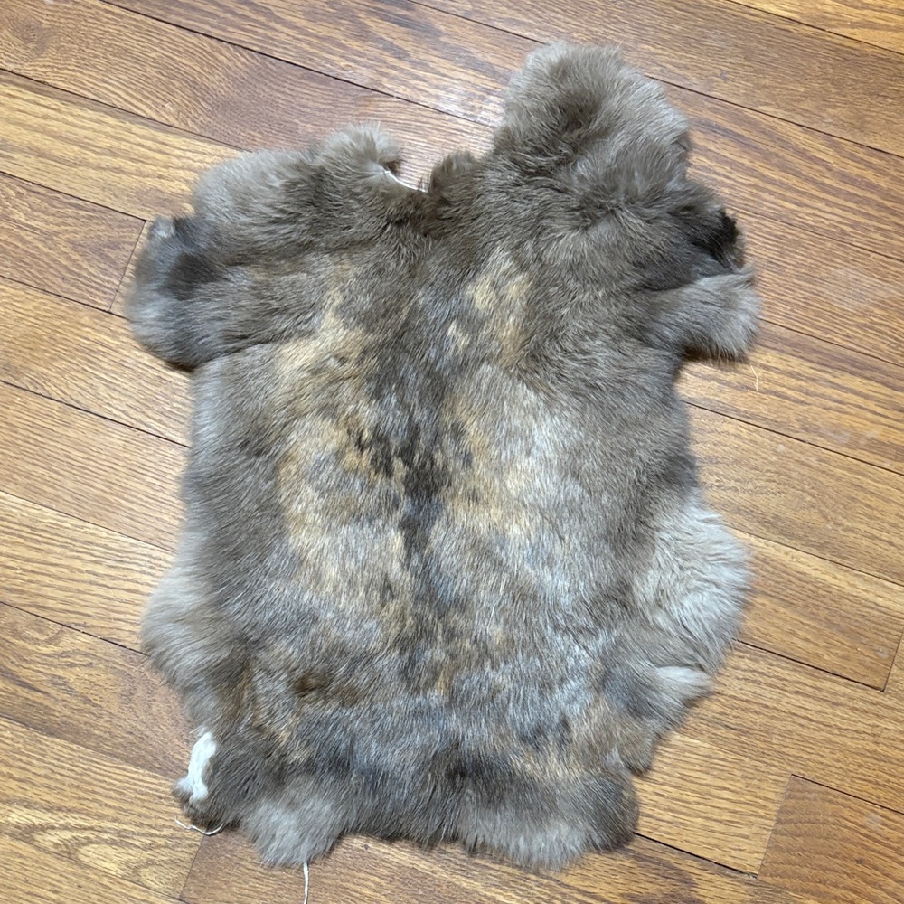 #0672 Gray Brown Rabbit Fur Pelt Crafts Decor